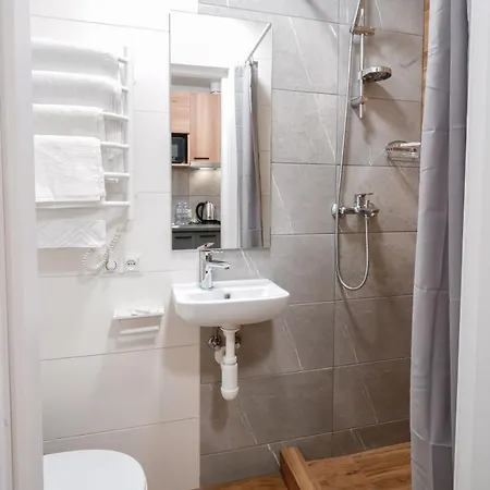 Myfreedom поруч із метро палац україни Apartament Kijów